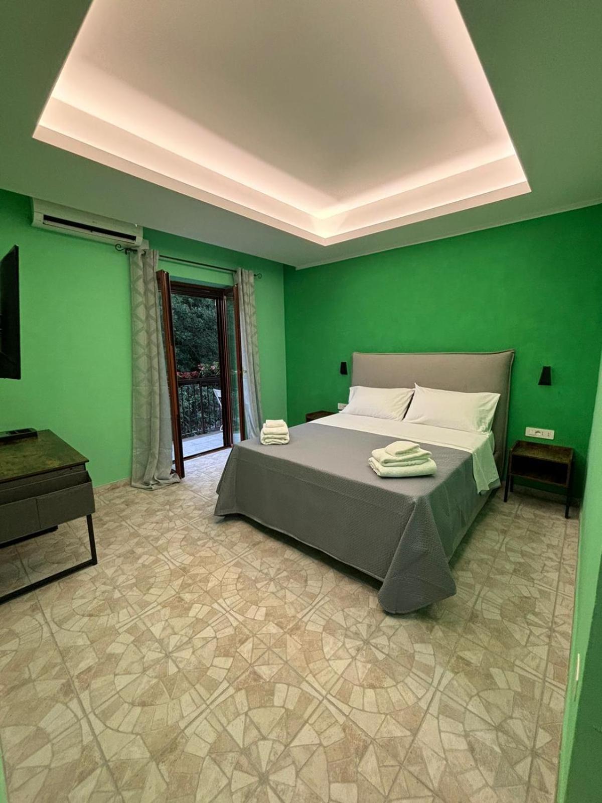 Domus Arco Romano Guest House Itri Eksteriør billede