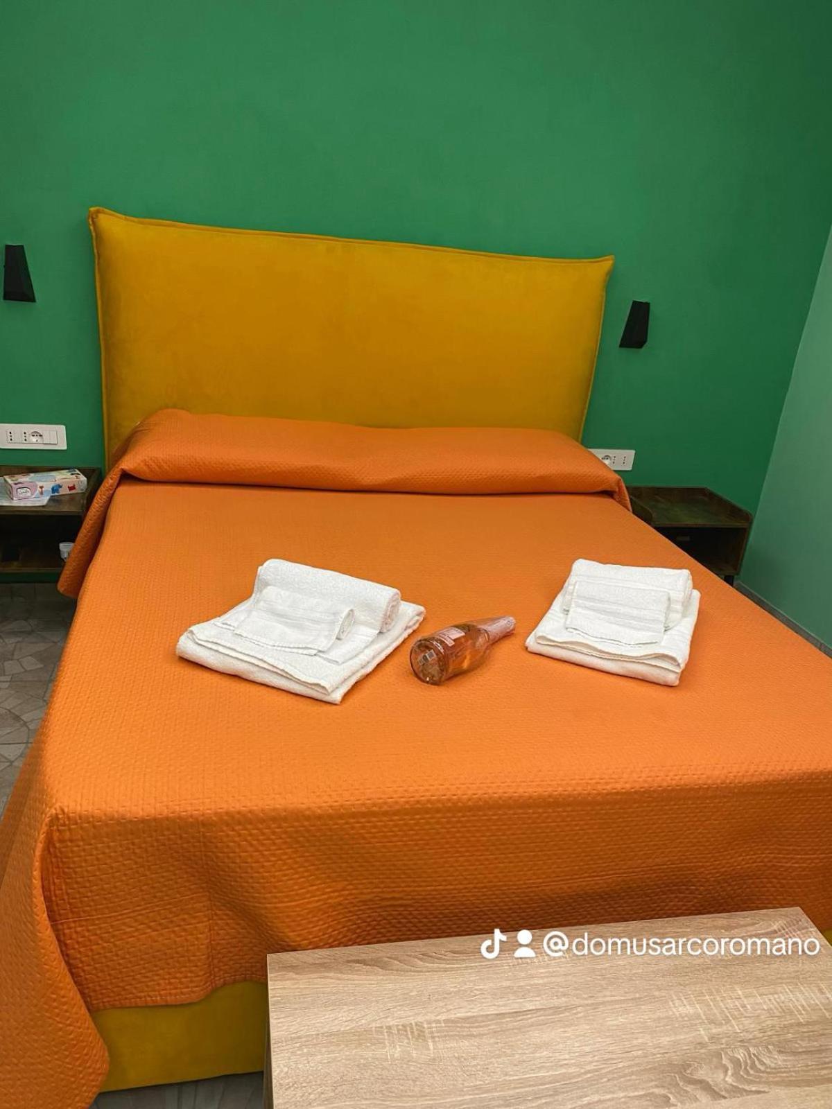 Domus Arco Romano Guest House Itri Eksteriør billede